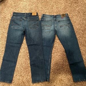 Wrangler Men's Dark and Medium Blue Straight Jeans